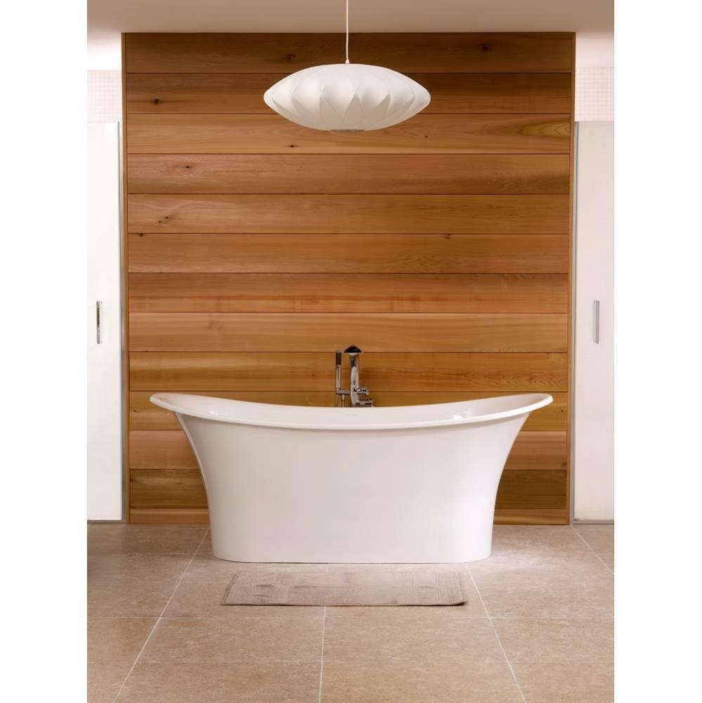 Toulouse freestanding Bateau tub. No