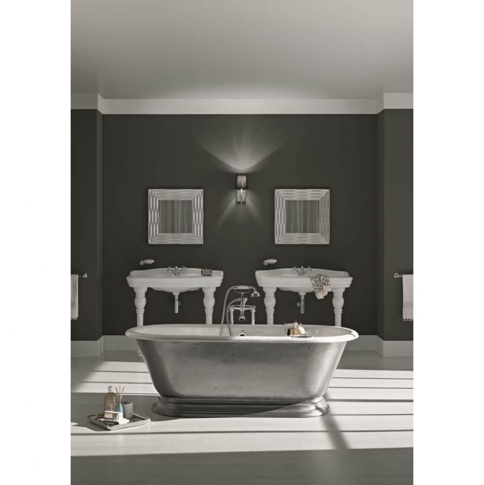 SANDRINGHAM Cast Iron Bathtub with Burnished Exterior